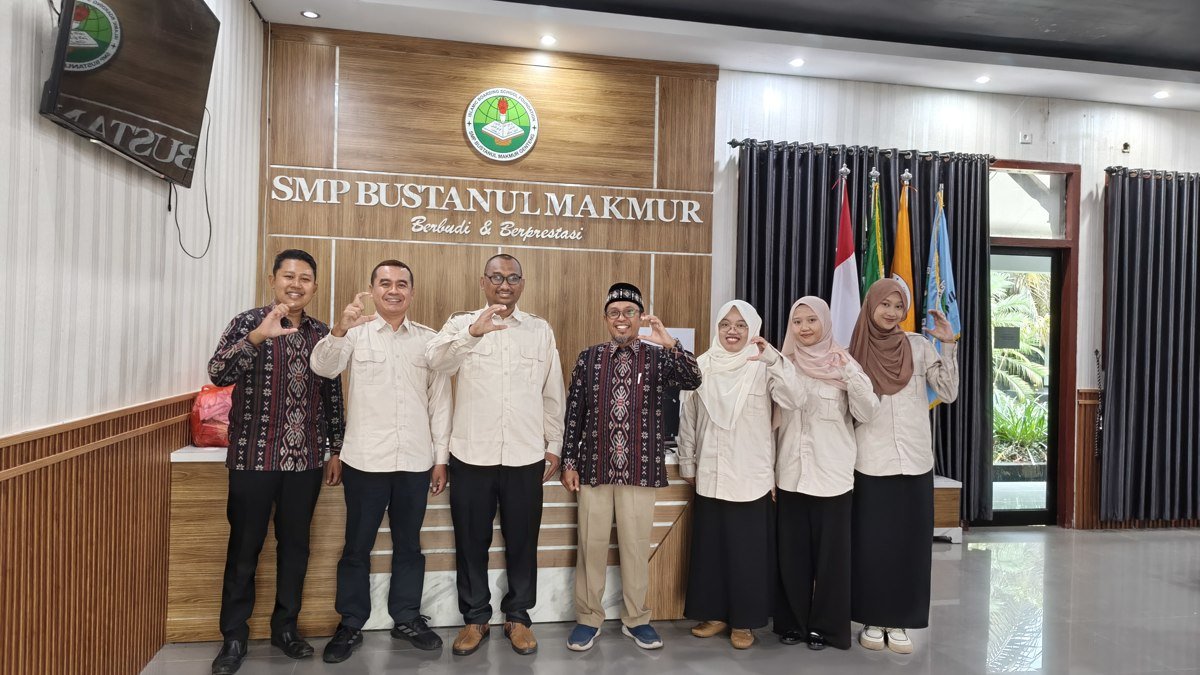 Pelatihan guru SMP Bustanul Makmur